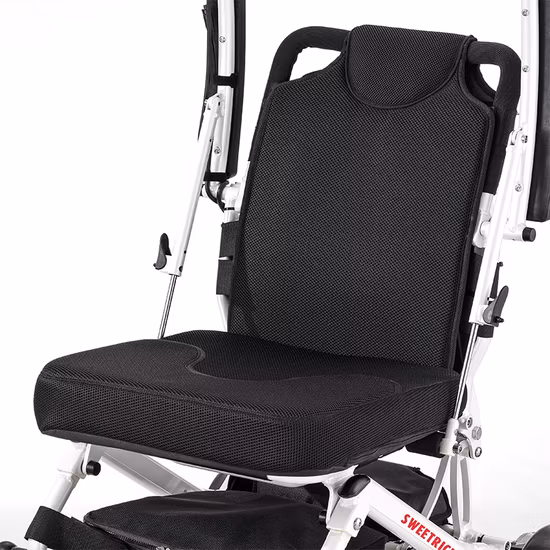 Disattiva la sedia a rotelle elettrica manuale pieghevole leggera in alluminio con CE