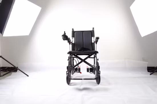 Tousda ED Motore Brushless Elettromagnetico Intelligente Attivo Confortevole Cadeira De Rodas Silla De Ruedas / Manuale pieghevole in alluminio / Alimentazione / Sedia a rotelle elettrica