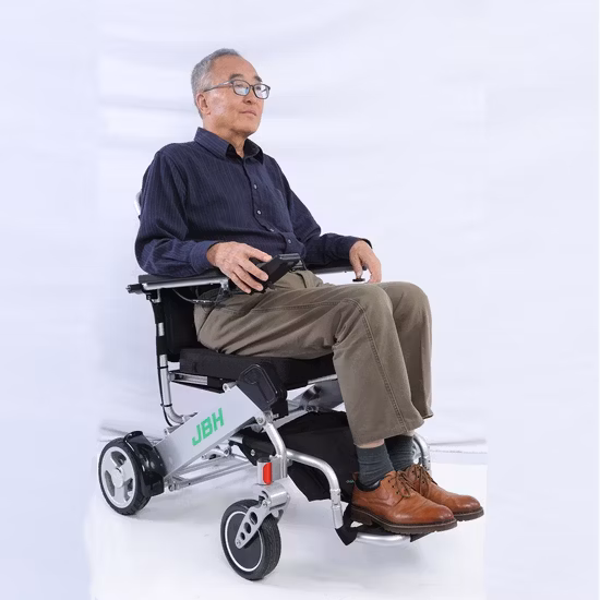 Attrezzature mediche Prezzi delle sedie a rotelle elettriche pieghevoli per disabili